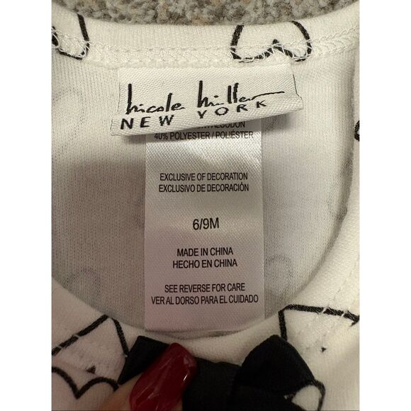 Bundle of baby one piece bodysuits - Picture 10 of 11